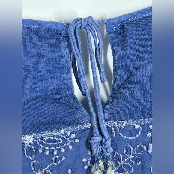 American Eagle Boho Peasant Chambray Embroidered Top Casual Blouse Size Small - Picture 11 of 14